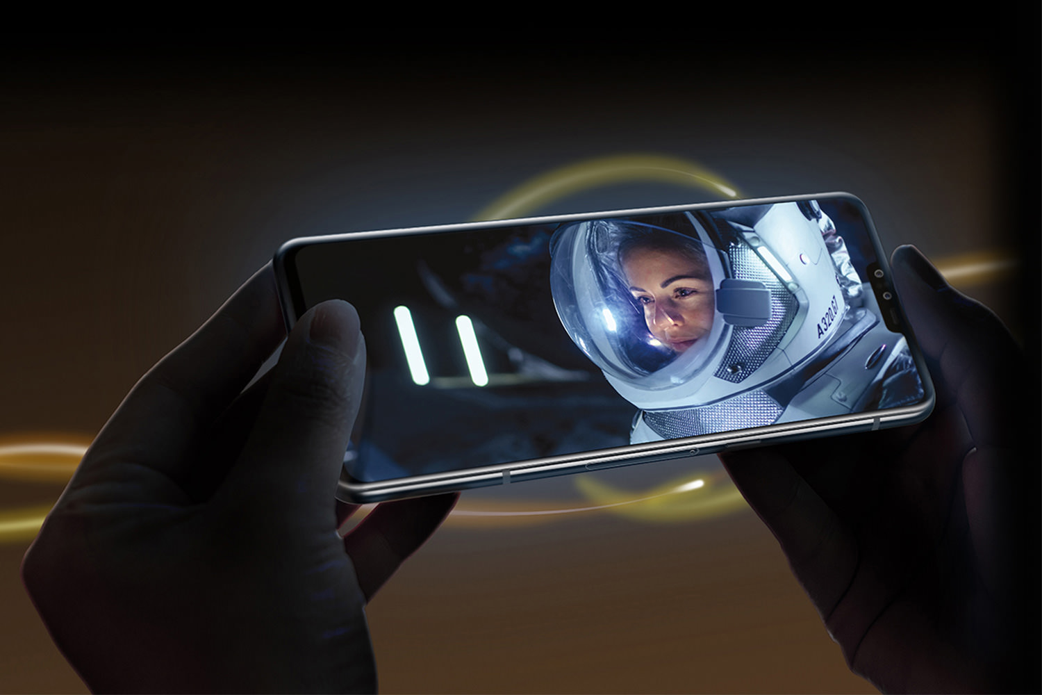 ال جی V۵۰ ThinQ در برابر نسل قبل